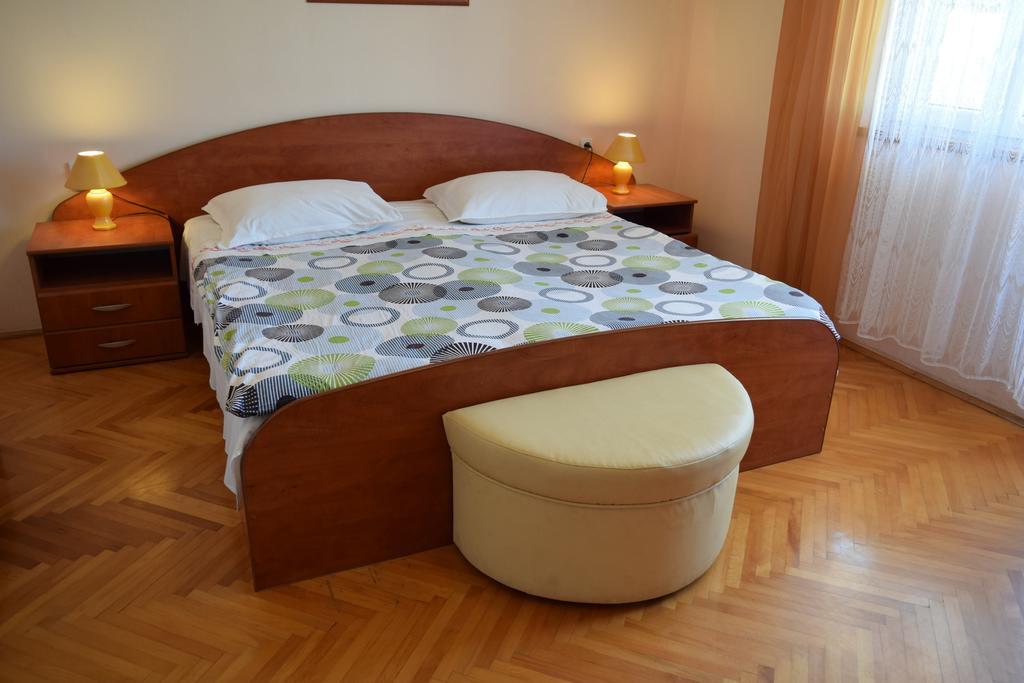 Peter Pan Apartments Palit Buitenkant foto