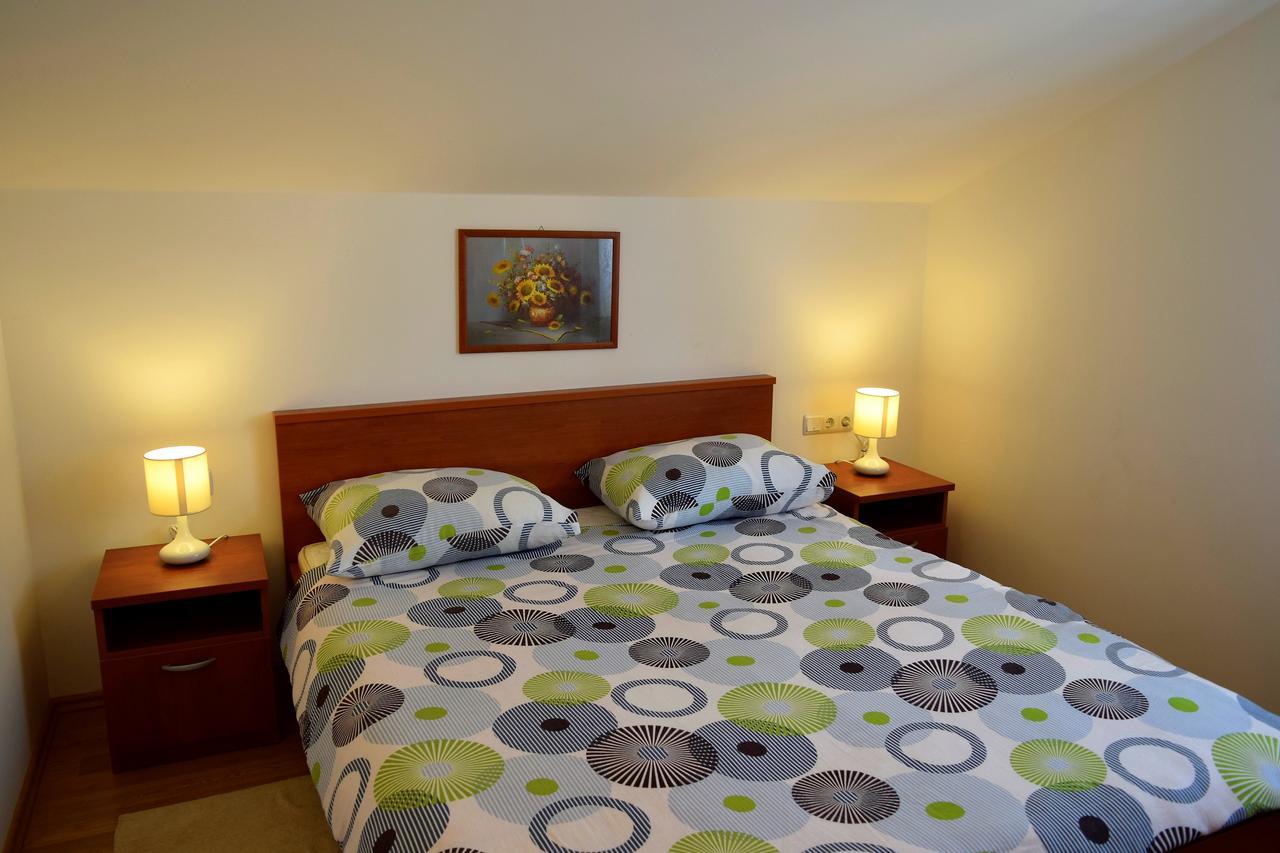 Peter Pan Apartments Palit Buitenkant foto
